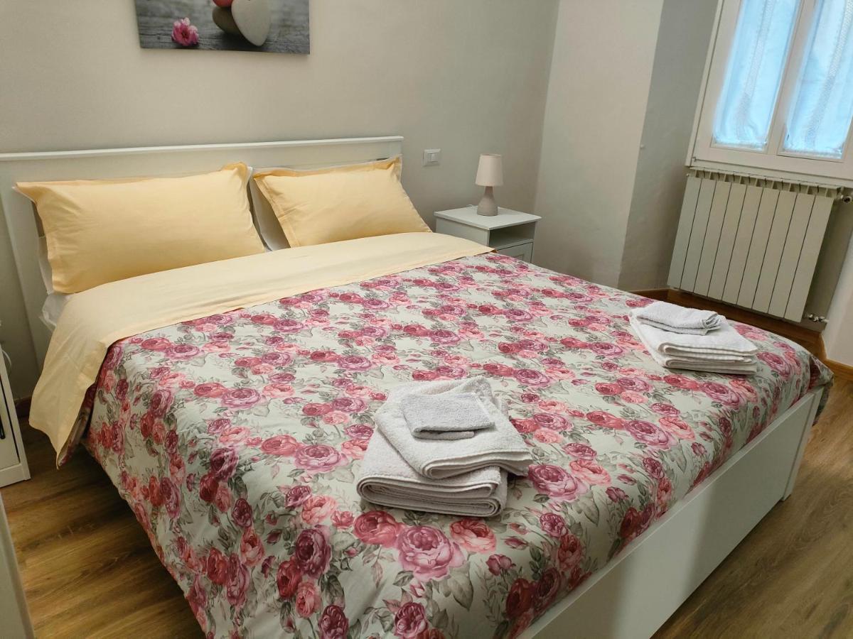 Casa Sabina Ξενοδοχείο Intra Εξωτερικό φωτογραφία