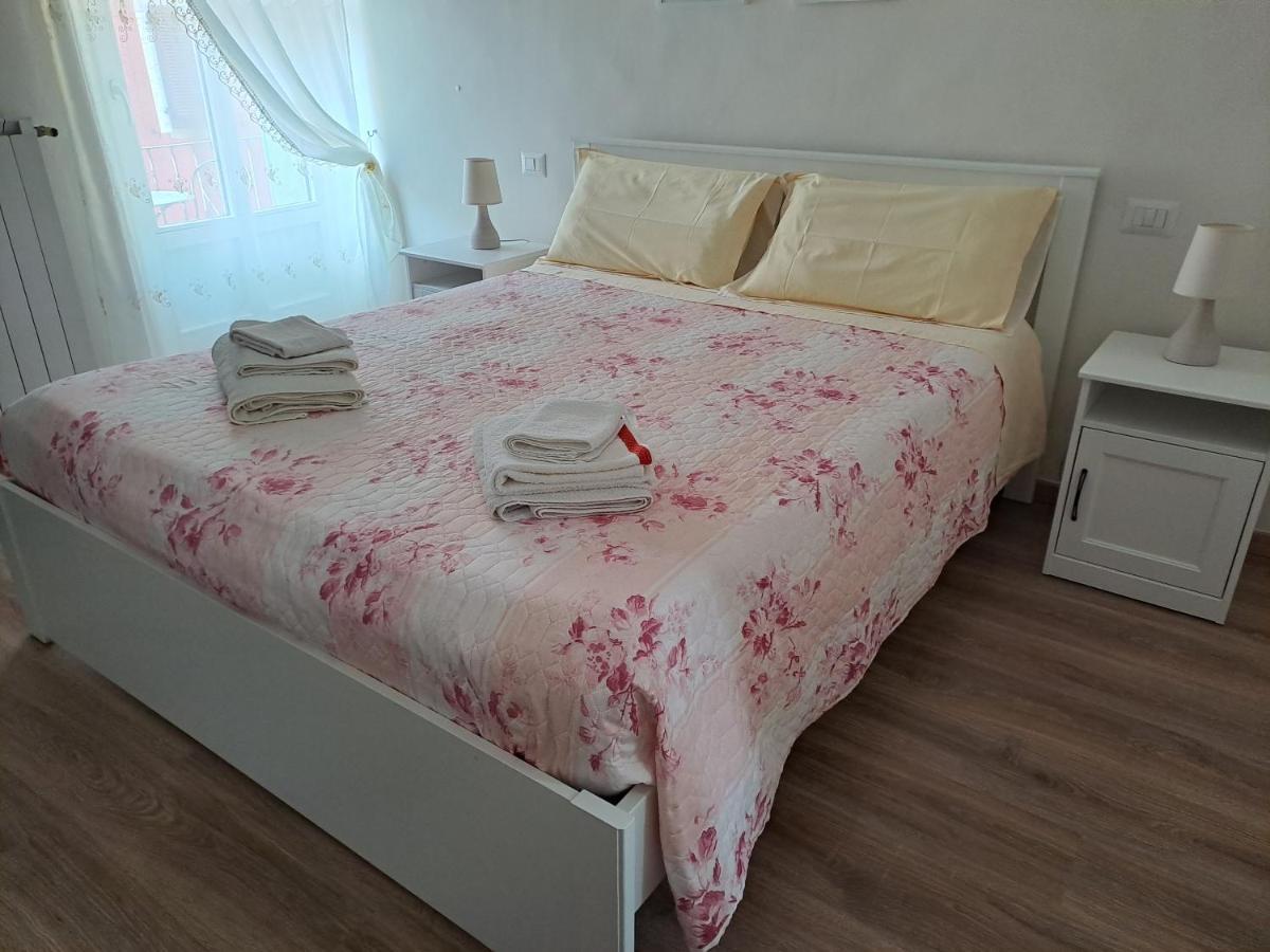 Casa Sabina Ξενοδοχείο Intra Εξωτερικό φωτογραφία